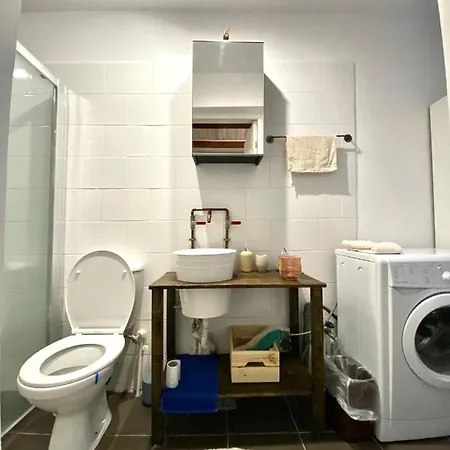 Вилла Interbelic House With Courtyard And Terrace *